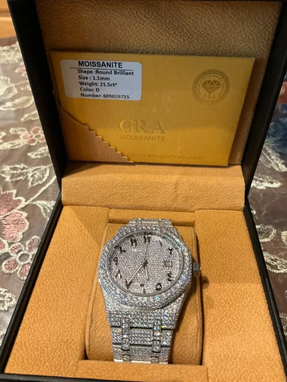 VVS1 Moissanite (Crazy on tester) AP Watch